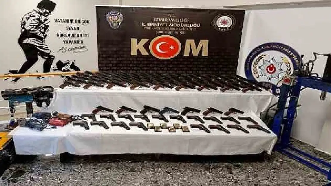 İzmir’de yasa dışı silah ticareti operasyonu: 4 tutuklama