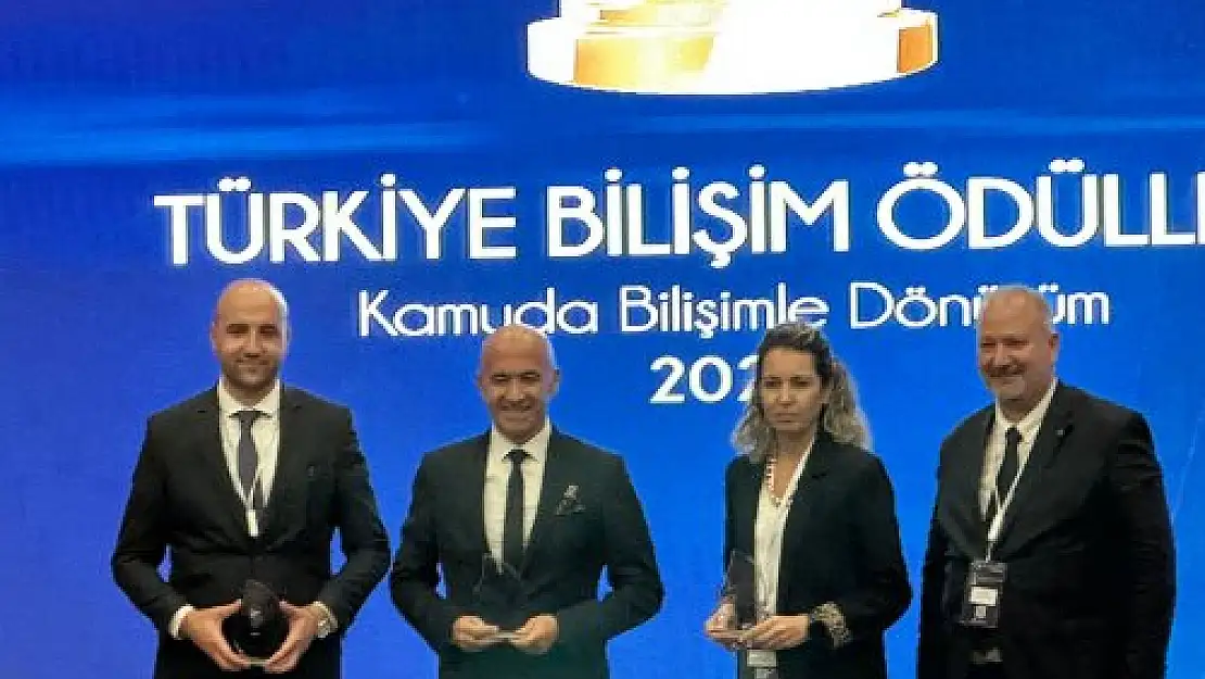 İzmir’deki o belediyeye  e-Belediyecilik ödülü