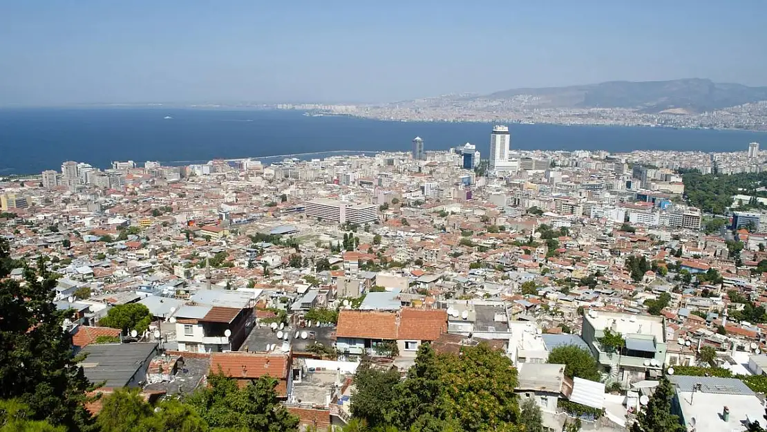 İzmir'in “Deprem Master Planı” yenilenmeli çağrısı