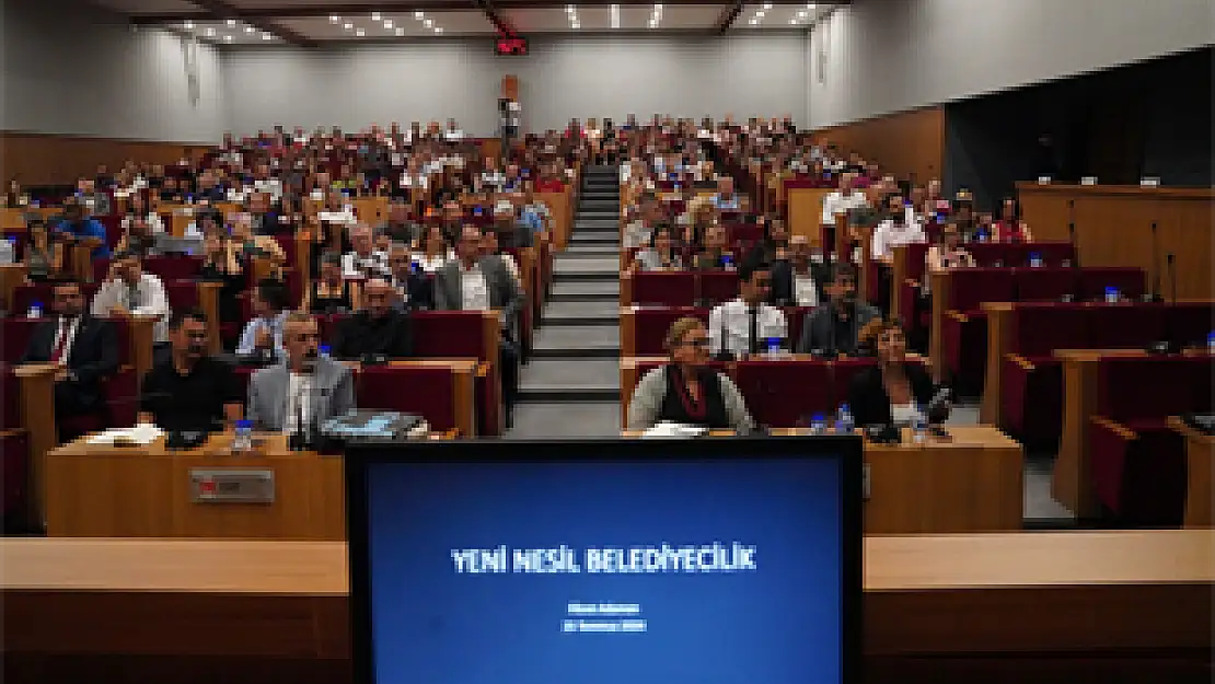 İzmir'in geleceği 'Yeni Nesil Belediyecilik' ile şekillendiriliyor