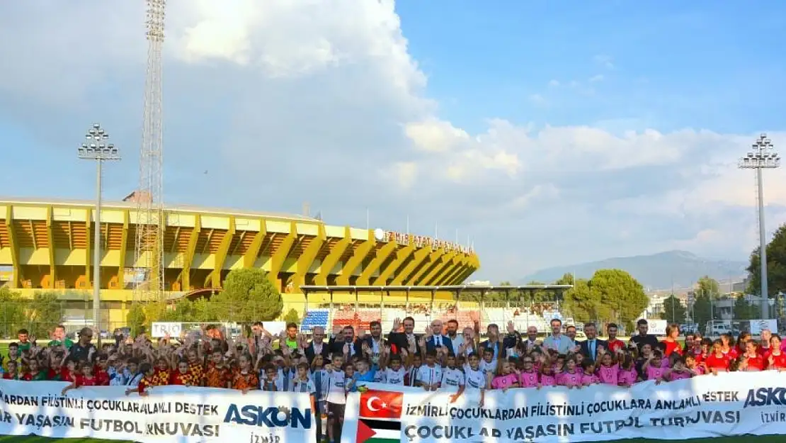 İzmir'de Filistinli çocuklar için turnuva