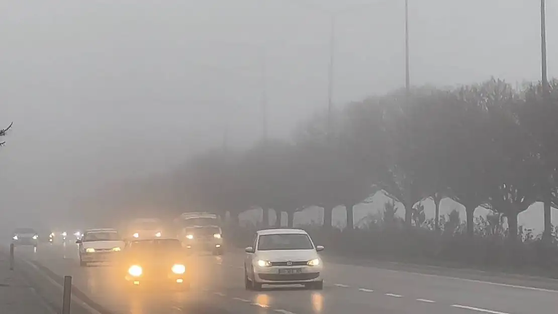 İzmirliler sisli bir sabaha günaydın derken yola çıkacaklara uyarı geldi | İzmir 16 Ocak 2025 hava durumu