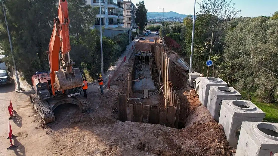 İZSU'da altyapı yatırımları hız kesmiyor