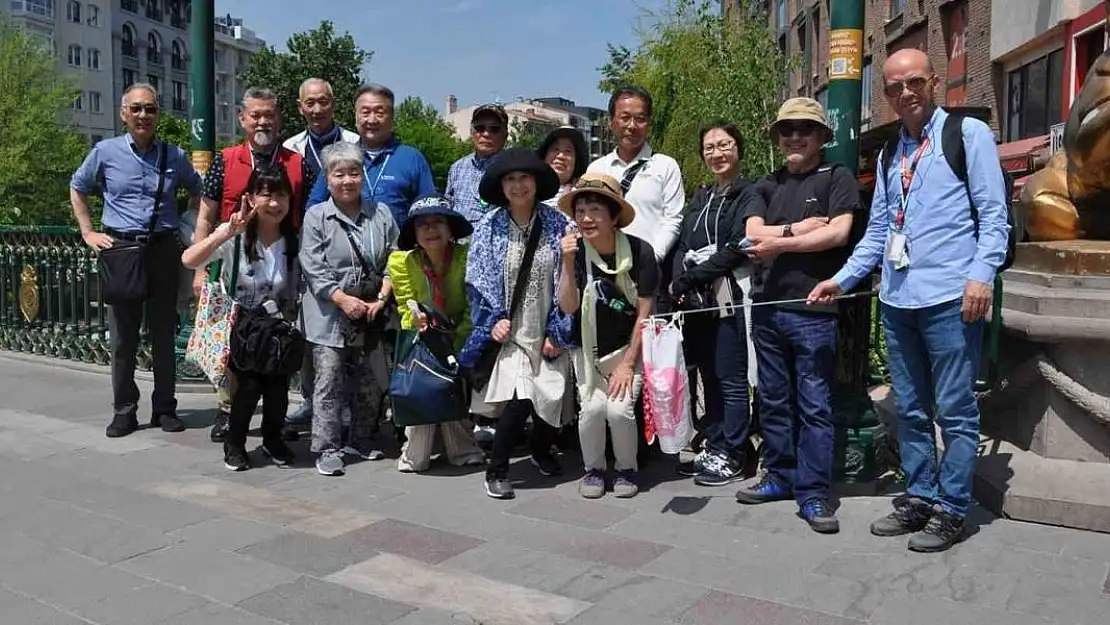 Japon turistler Eskişehir’e yoğun ilgi gösterdi