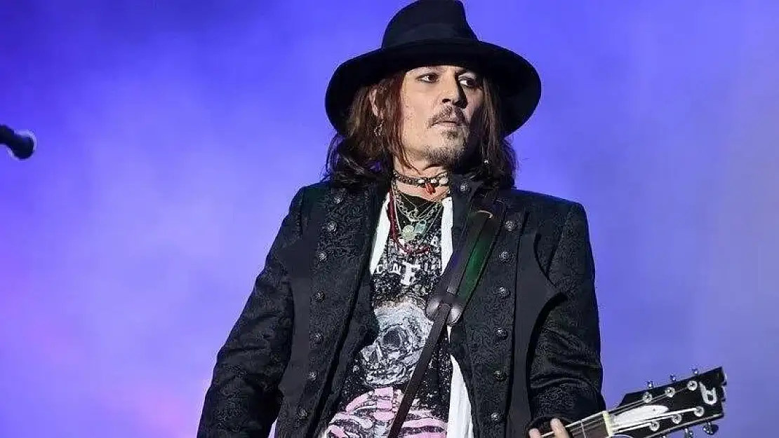 Johnny Depp İstanbul’da doğum günü partisi verdi, ünlüler akın etti!