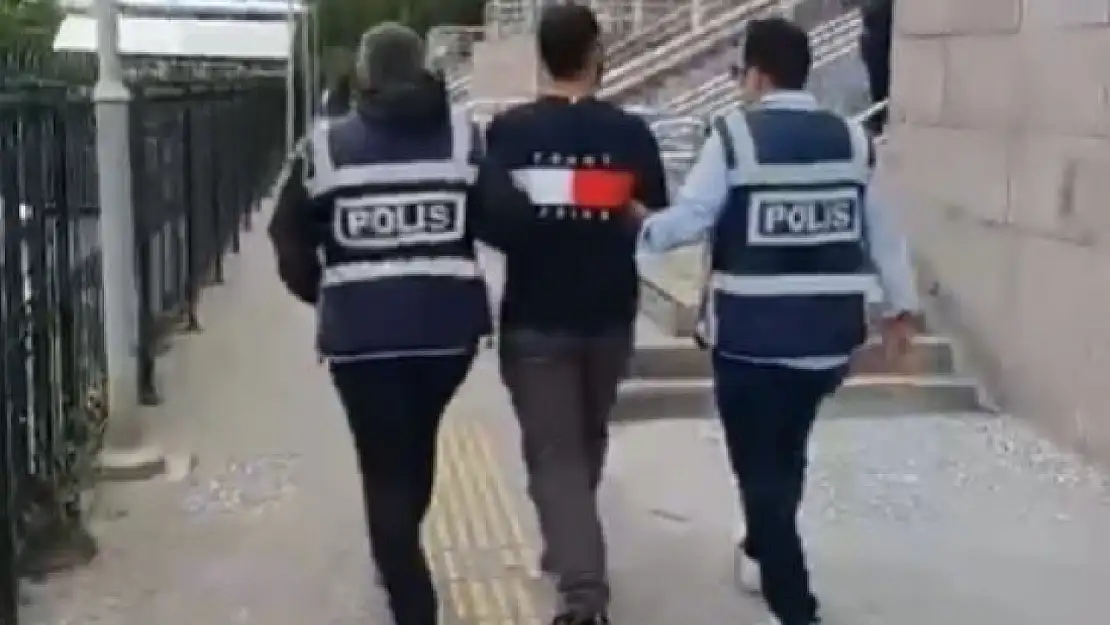 Kaçarken canından oluyordu: İzmir'de film sahnesi gibi olay