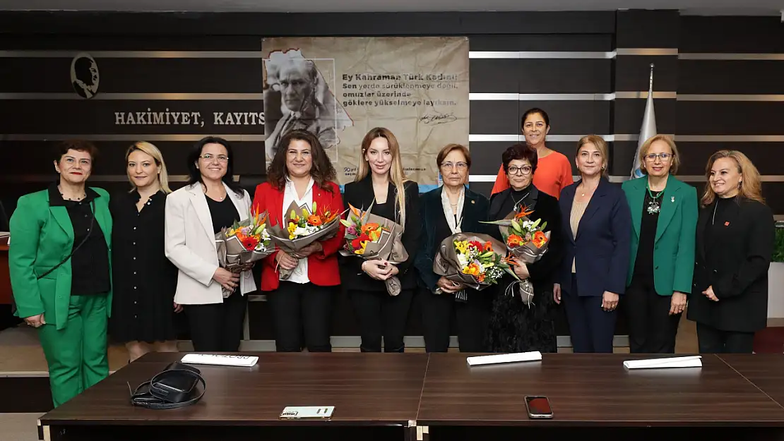 Kadının siyasetteki yerini konuştular