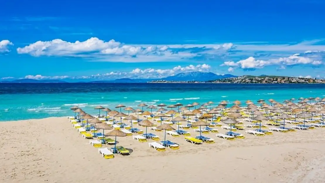 Kalabalık mı, sakinlik mi? Çeşme'deki 36 plaj 3 kategoriye ayrıldı: Size uyan hangisi?