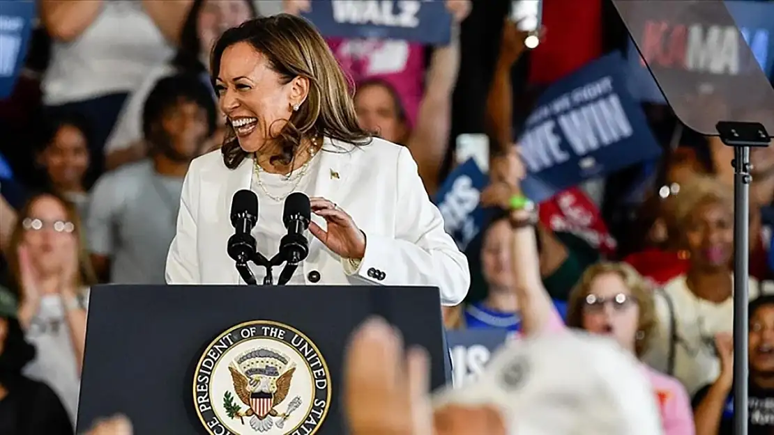 Kamala Harris, Trump'ın önünde