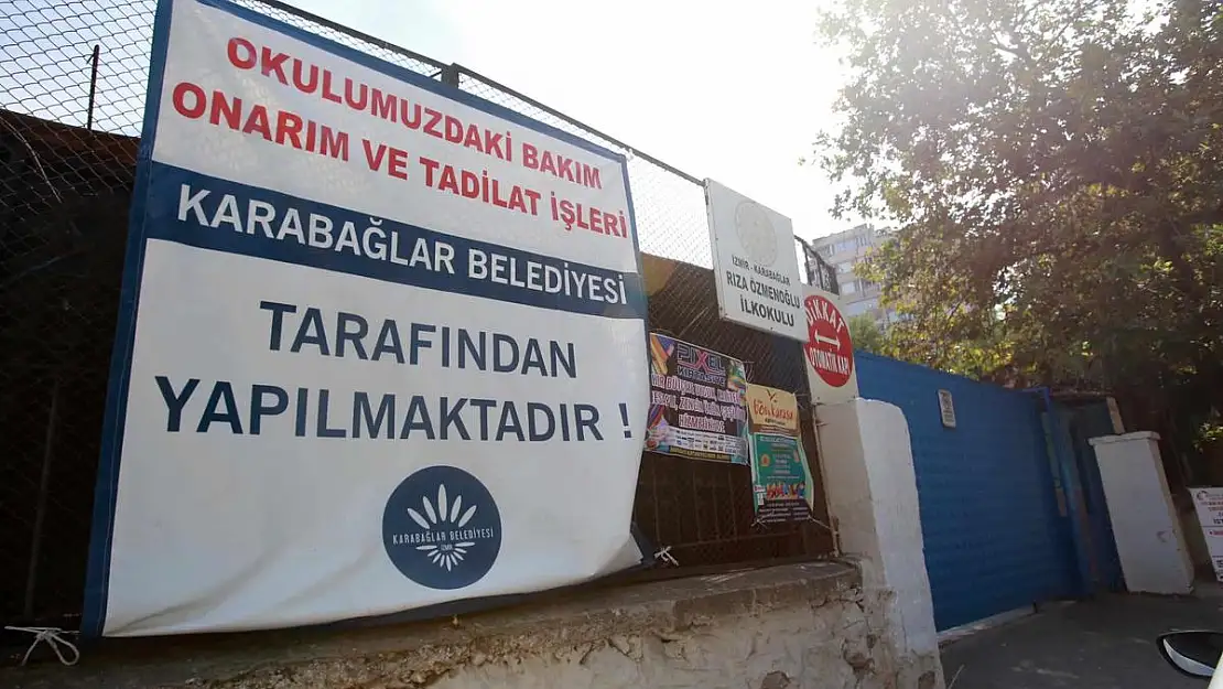 Karabağlar'da 22 okul yenilendi