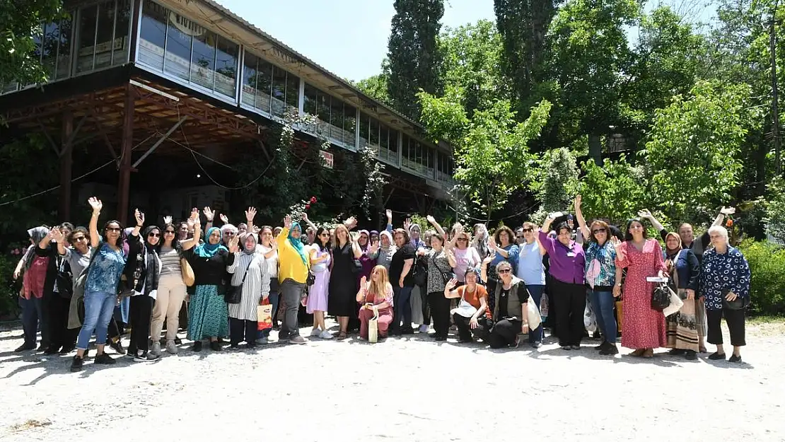 Karabağlar’da kursiyerlere Tire Gezisi