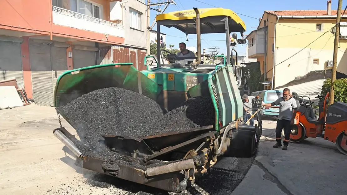 Karabağlardan asfalt atağı: 7 ayda 20 bin ton 