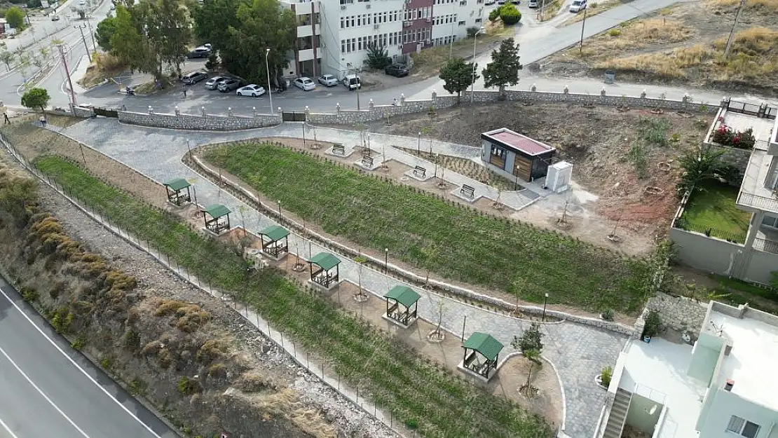 Karaburun’dan 100. yıla hediye Adalet Parkı