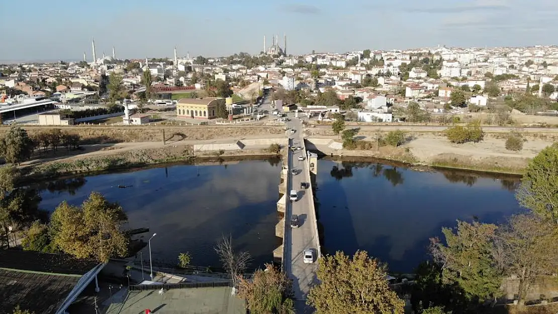 Karacasu Barajı'nda sular yüzde 35 azaldı