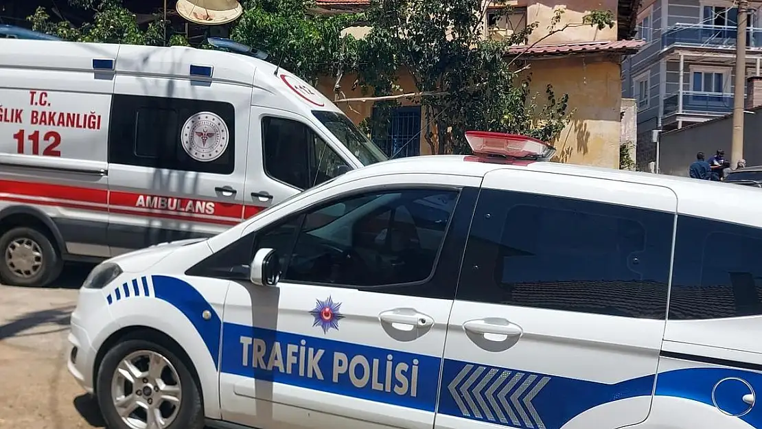 Karısı ve üvey çocuğunu öldürdü