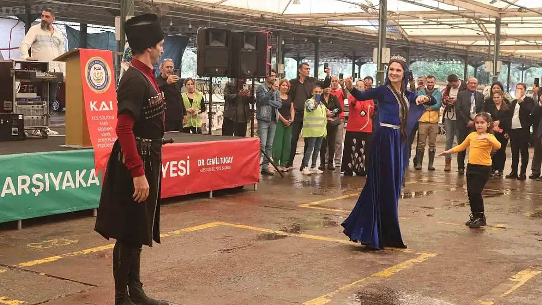 Kars, Ardahan ve Iğdır tanıtım günlerine İzmir'de yoğun ilgi