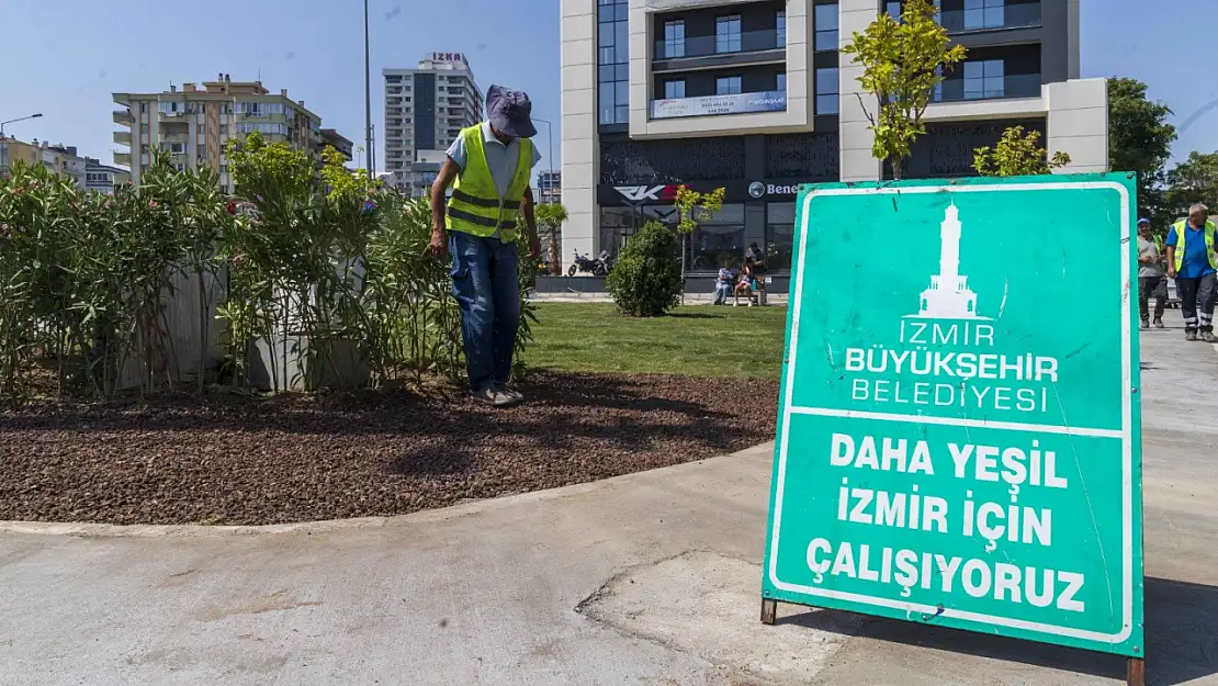 Karşıyaka kadroları Büyükşehir'e gelmeye devam ediyor