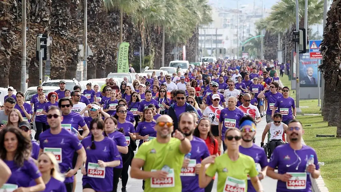 Karşıyaka'da 1500 kişi Zübeyde Anne'ye koşacak!