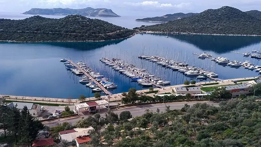 Kaş Marina’da imar rantı ısrarı!