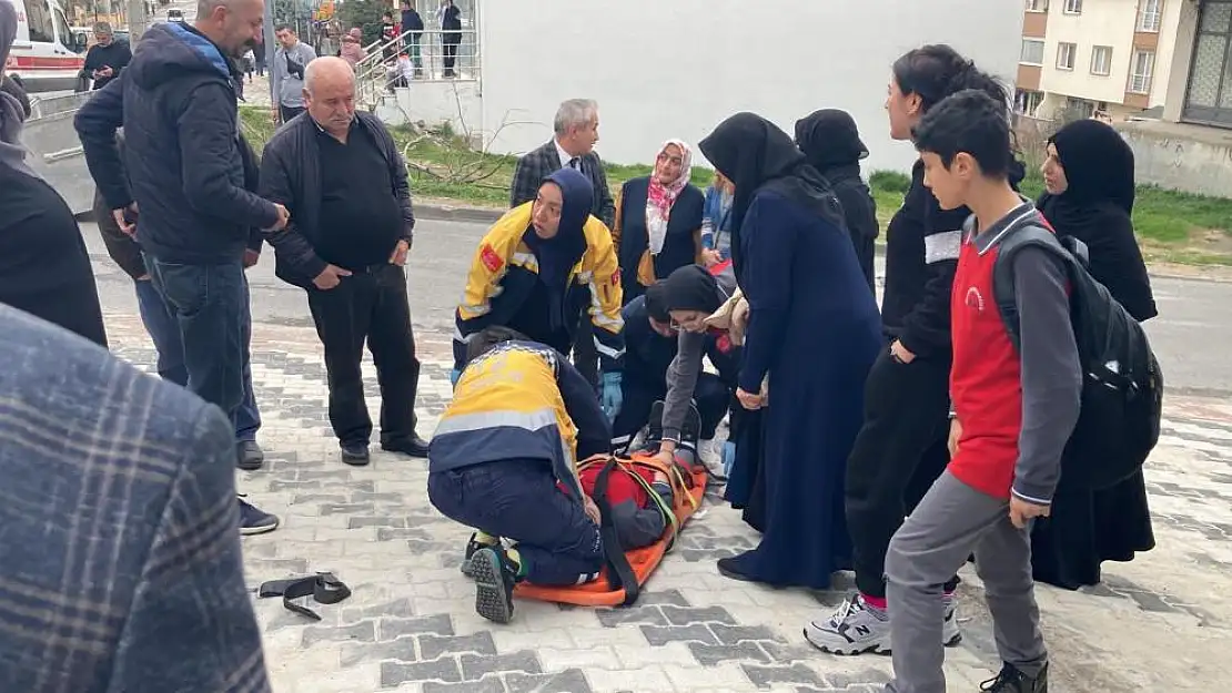 Kaza sonrası savrulan konteyner 5 kişiyi yaraladı