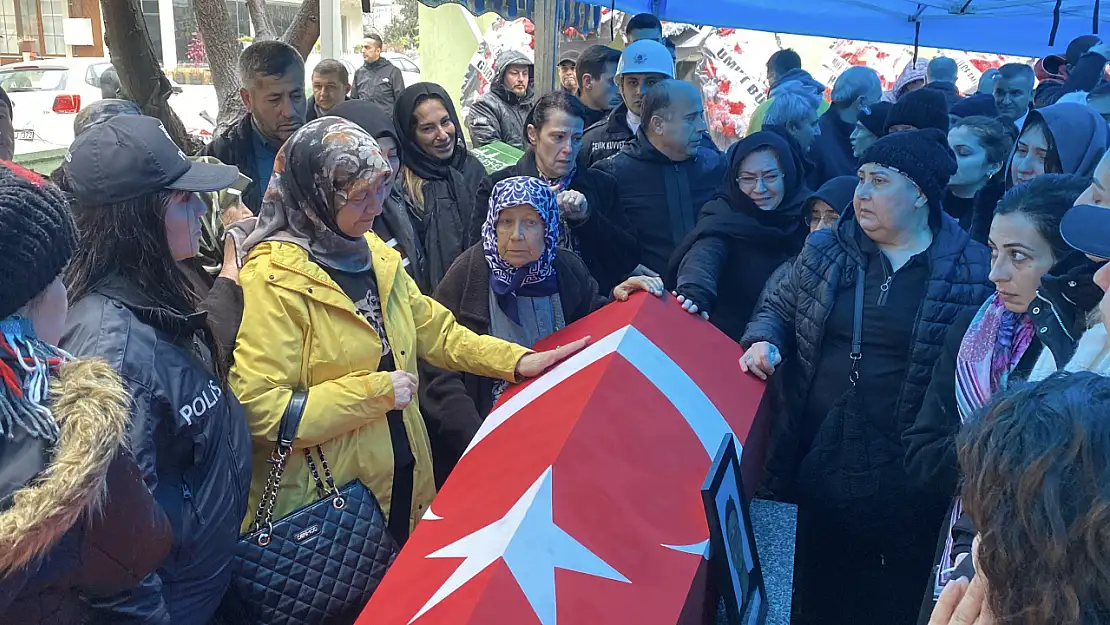 Kazada şehit olan polis memuru memleketinde göz yaşlarıyla uğurlandı