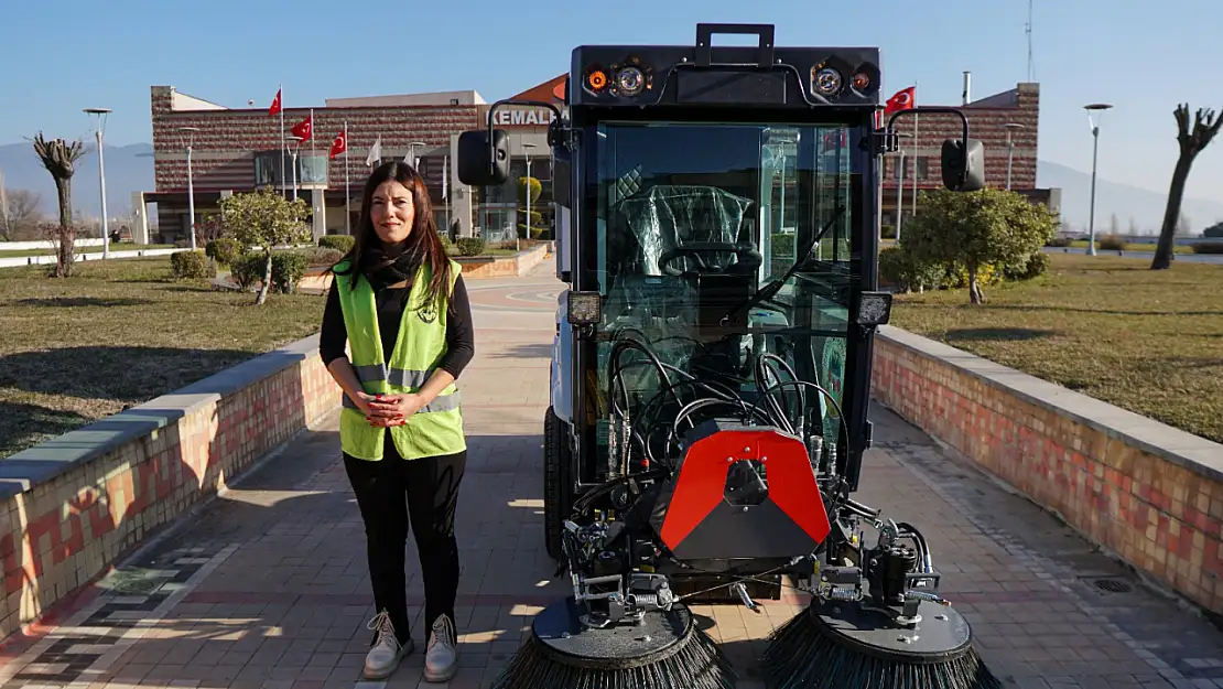 Kemalpaşa sokakları kadınlara emanet