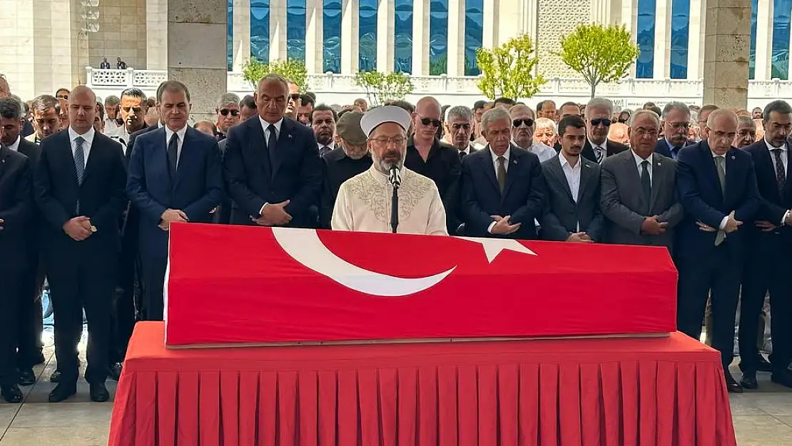 Kenan Işık, Ankara'da son yolculuğuna uğurlandı