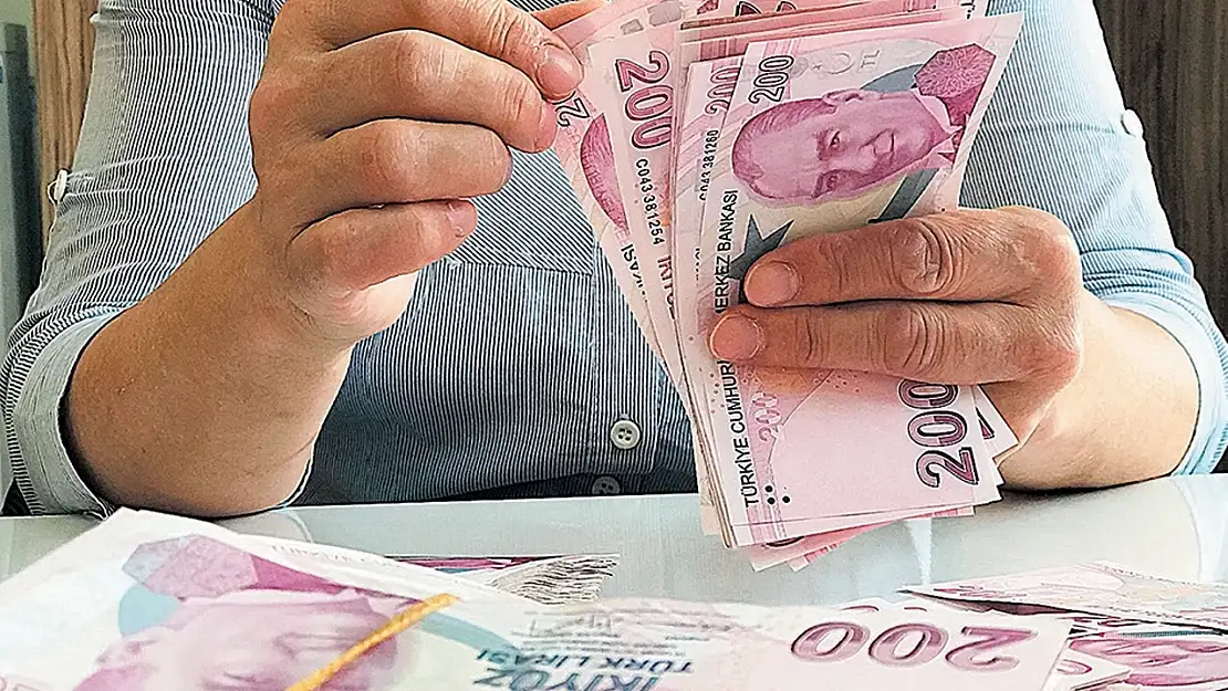 Kendi isteğiyle işten ayrılmak isteyenler dikkat: Kıdem tazminatı alabilirsiniz