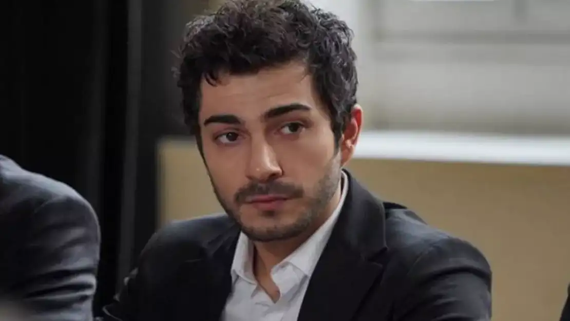 Kızılcık Şerbeti'nde şok ayrılık! Veda etmeden diziden çıktı