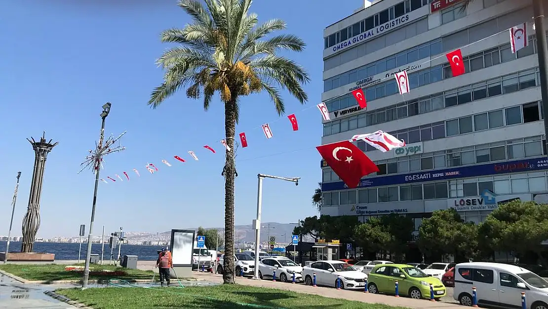 KKTC'nin bağımsızlığı İzmir'de kutlanıyor