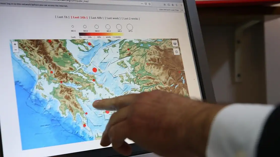 Kolumbo Yanardağı'ndaki deprem hareketliliği: İzmir için risk var mı?