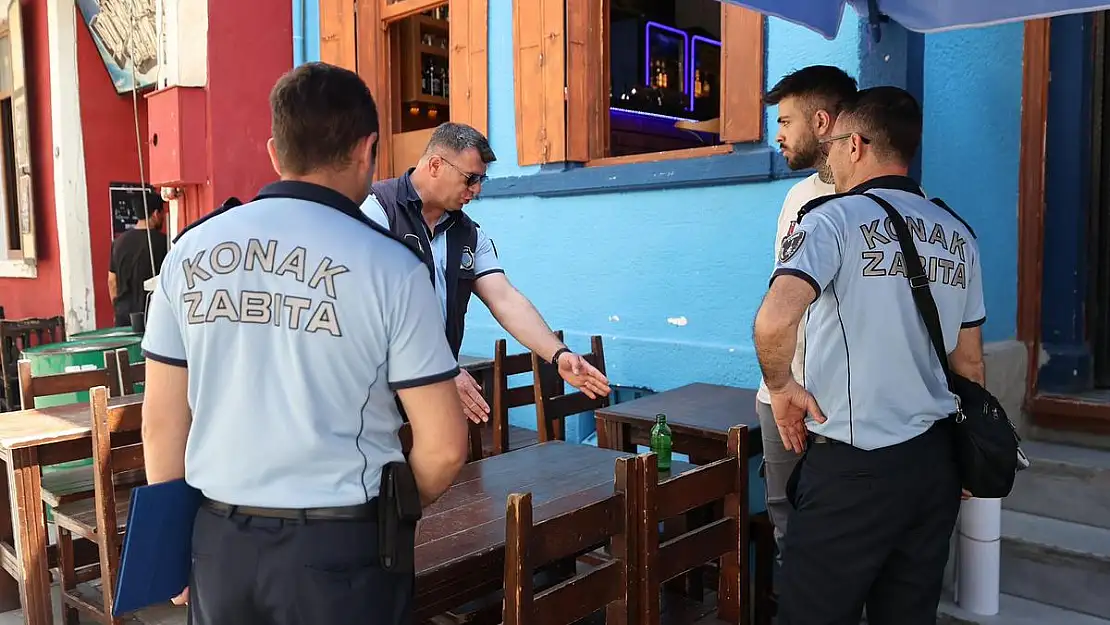 Konak zabıtasından ruhsat ve kaldırım işgaline sıkı denetim