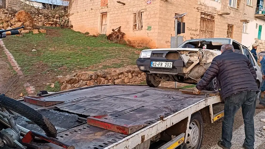 Konya'da korkunç kaza! Otomobil ile motosiklet çarpıştı…