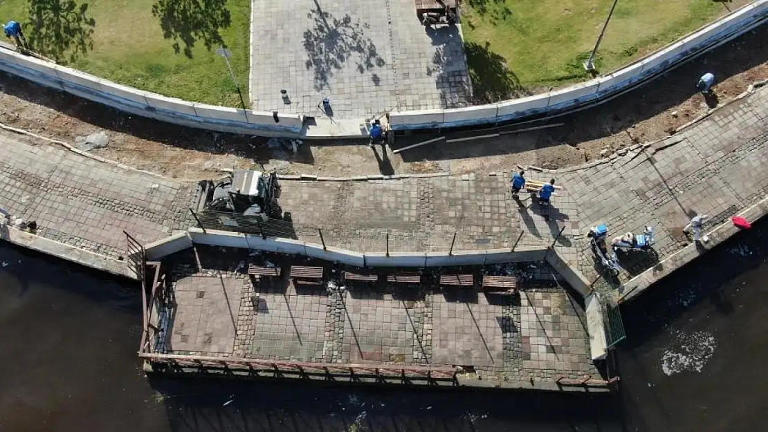 Kordon'da taşkın önlemi: Beton bariyerler kuruluyor