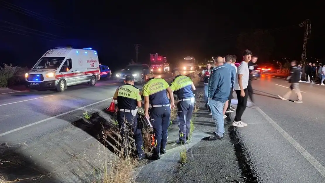 Korkunç trafik kazası: Ölü ve yaralılar var