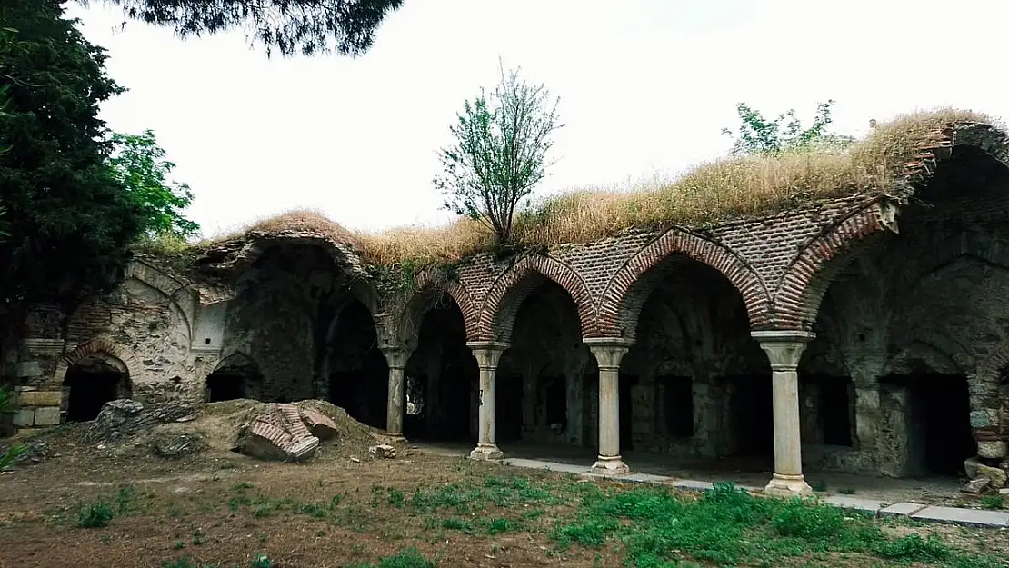 Kültür ve Turizm Bakanlığı, Düzce Köy Medresesi’nde sınıfta kaldı