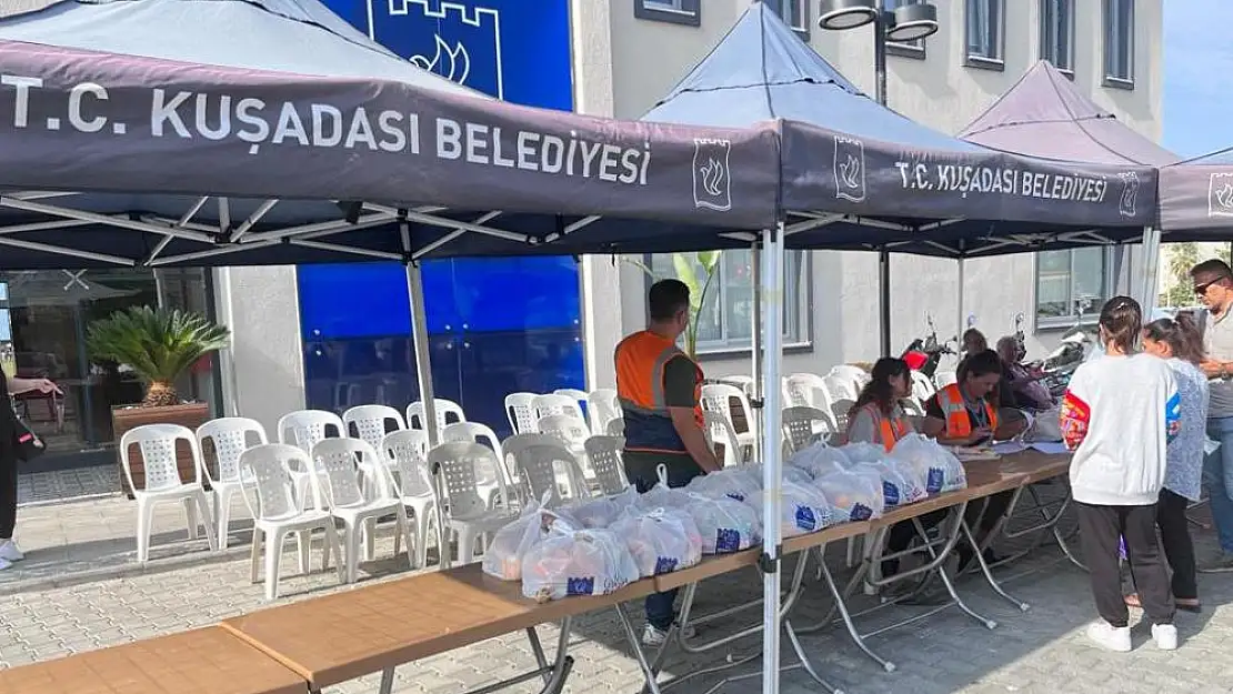 Kuşadası Belediyesi'nden  öğrencilere beslenme desteği