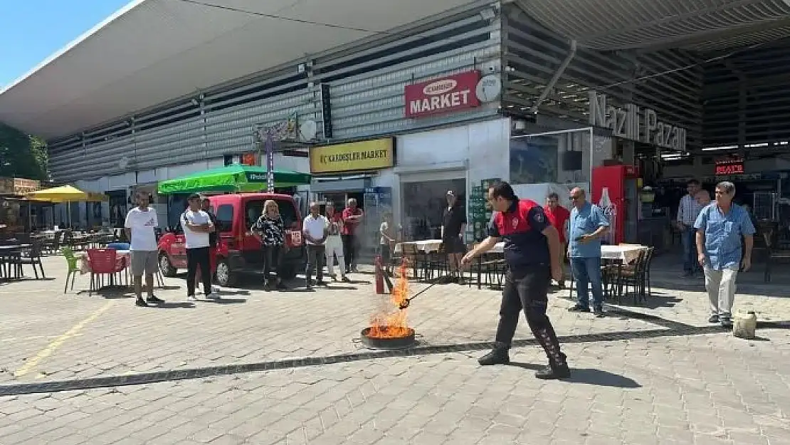 Kuşadası’nda yangın söndürme eğitimi ve tatbikatı düzenlendi