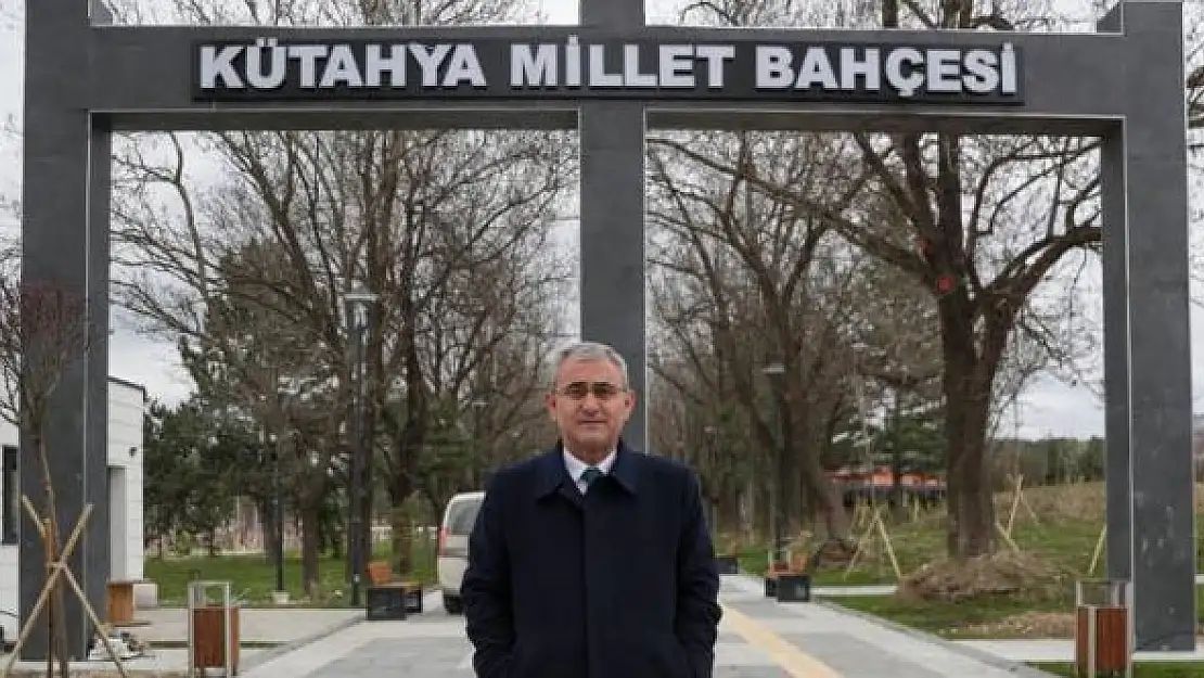 Kütahya Belediye Başkanı Alim Millet Bahçesi'nde incelemelerde bulundu