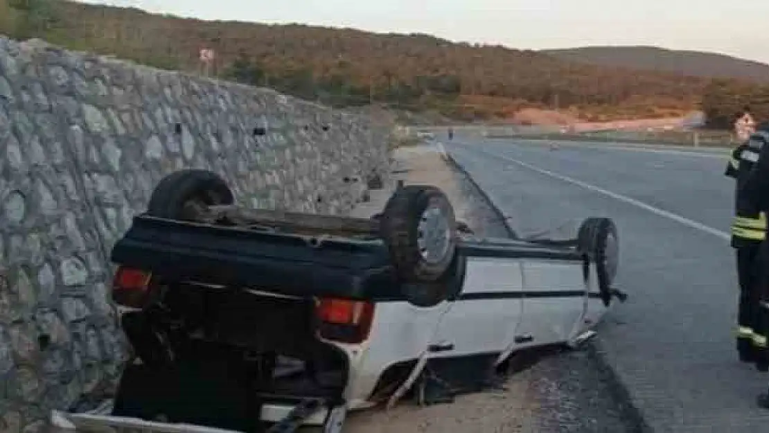 Kütahya'daki trafik kazasında 3 kişi yaralandı