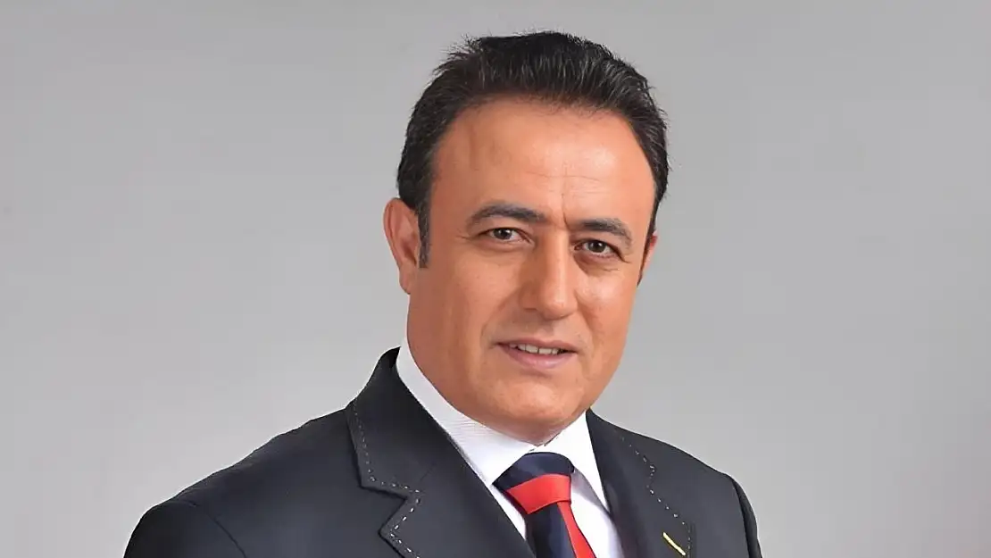 Mahmut Tuncer'den acı haber: Annesi hayatını kaybetti