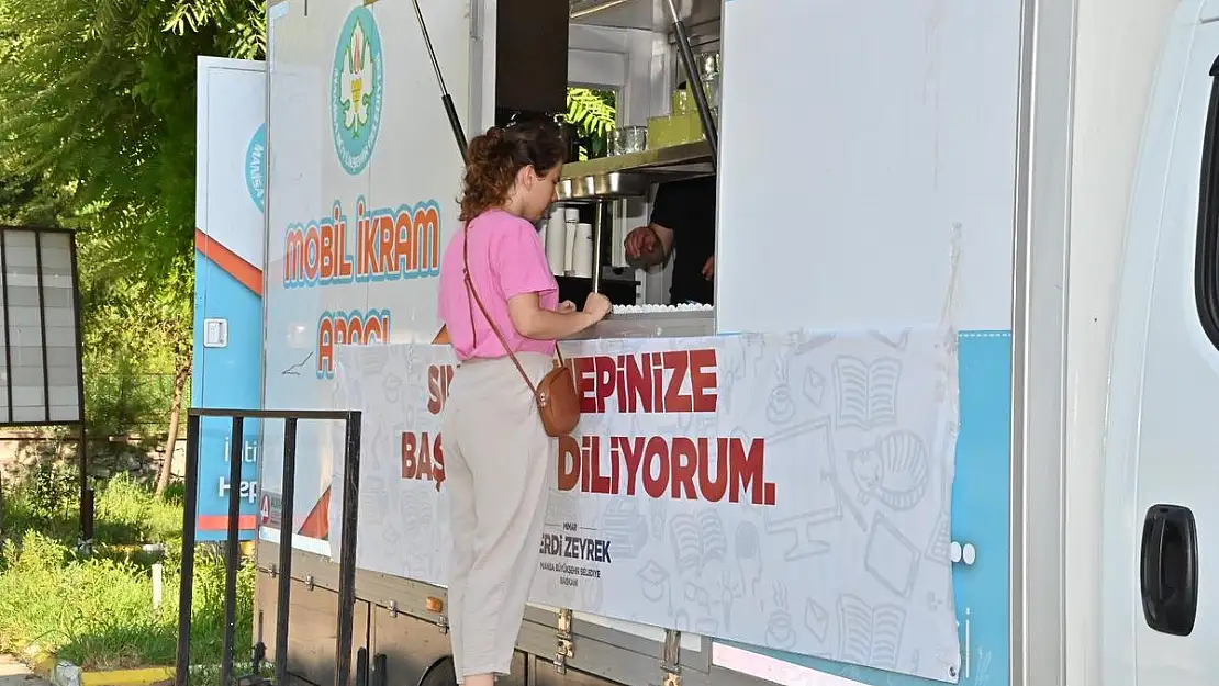 Manisa Büyükşehir Belediyesinden memur adaylarına destek