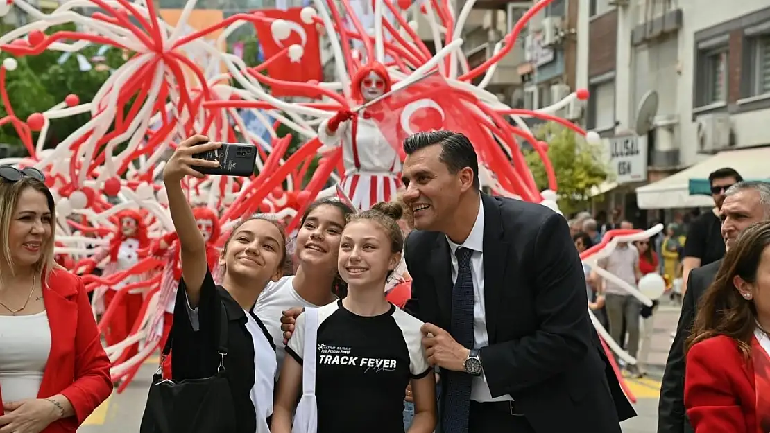 Manisa'da gençlik rüzgarı esiyor: Festival coşkusu başladı