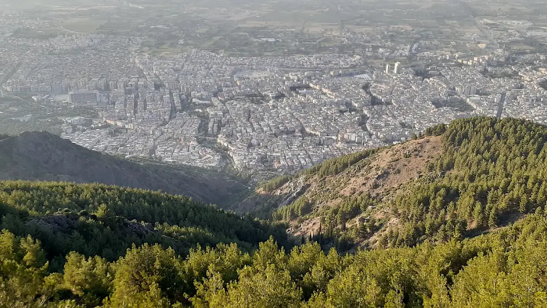 Manisa'da hava durumu 21 Ekim 2024 | Geceler kışı hissettirecek