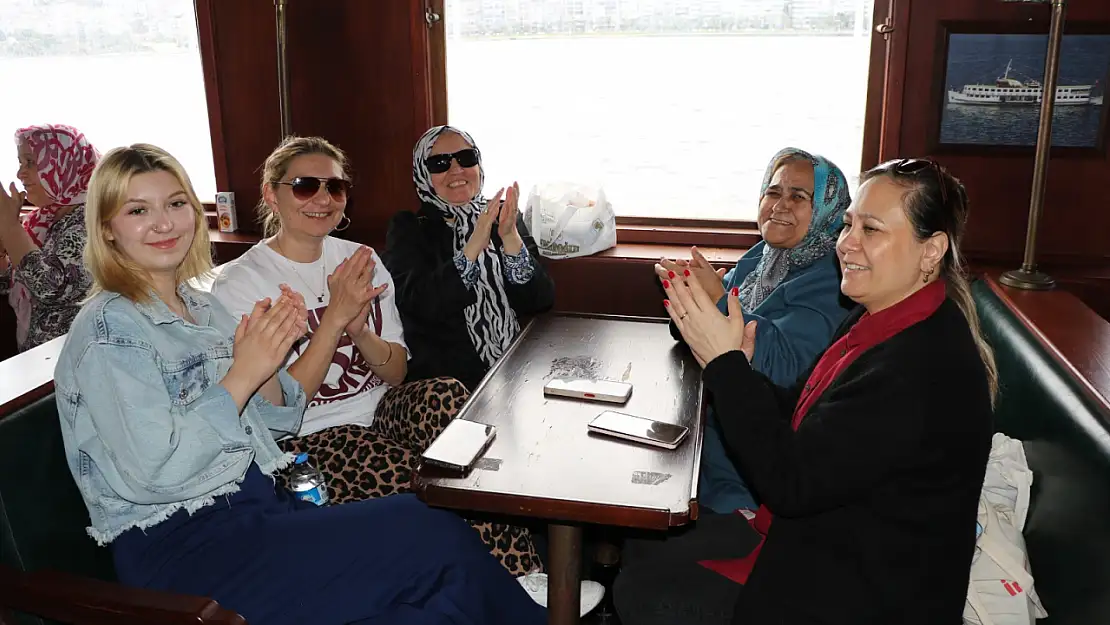 Manisa'dan İzmir'e: Kadınlar için dolu dolu bir gün