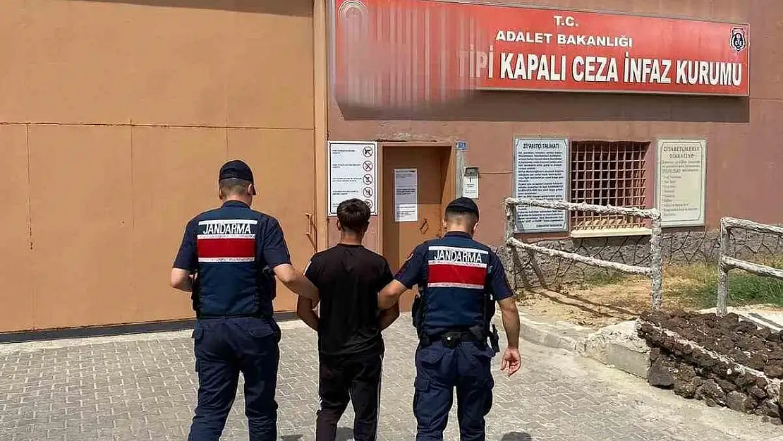 Manisa'da 18 yaşındaki suç makinesi jandarmadan kaçamadı