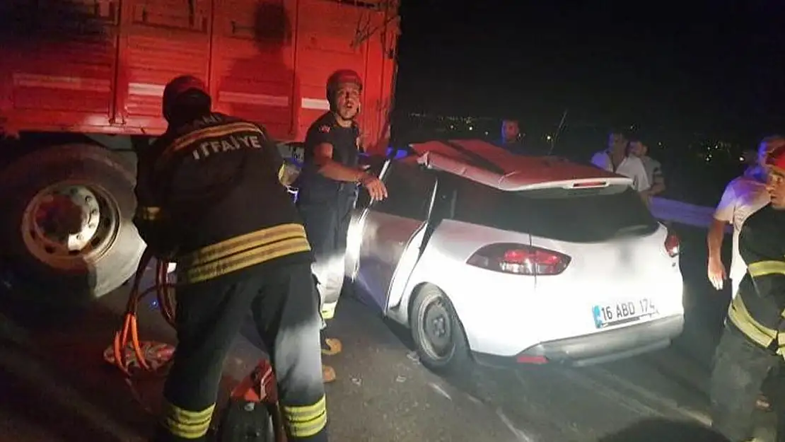 Manisa'daki feci kazada Baba öldü, eşi ve çocukları yaralandı