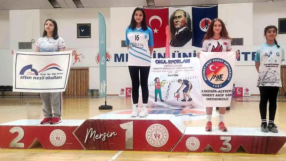 Manisalı Ecrin, oryantiringte Türkiye şampiyonu oldu