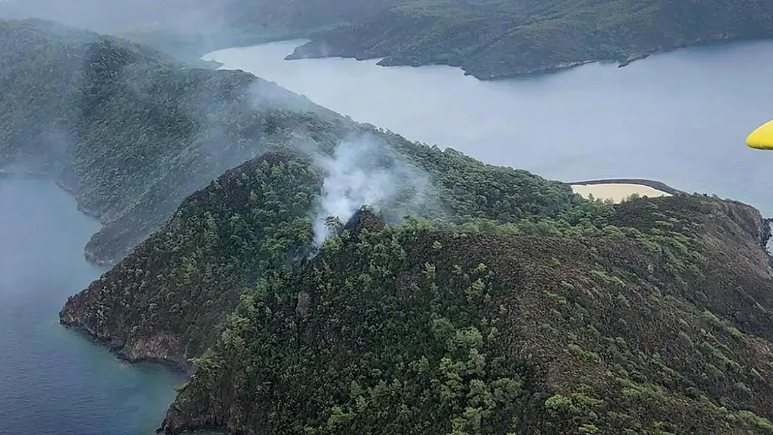 Marmaris Karacasöğüt'teki orman yangını kontrol altına alındı