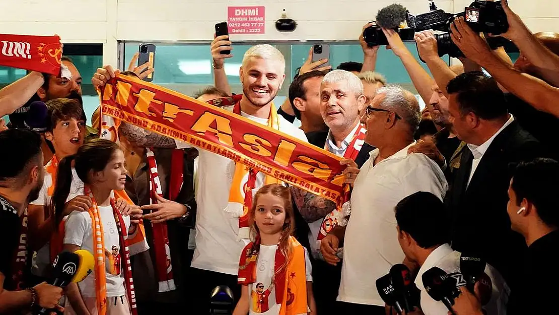 Mauro Icardi, ailesiyle birlikte İstanbul'a geldi